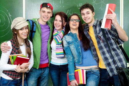 Adolescența și școala