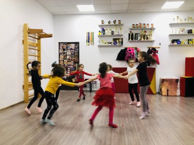 Cursuri de dans in Galeriile Titan, Bucuresti!