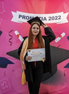 Ofer meditații copiiilor din gimnaziu, dar și elevilor de liceu care vor sa ajungă la nivelul B2 de cunoaștere a limbii engleze