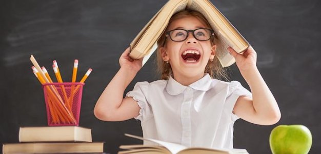 Ofer suport educațional (română, matematică, limbi străine) pentru grădiniță-gimnaziu